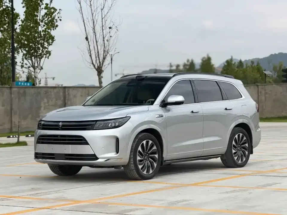 AITO M7