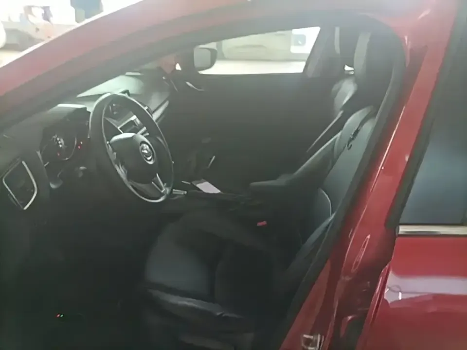 Mazda 3 Axela
