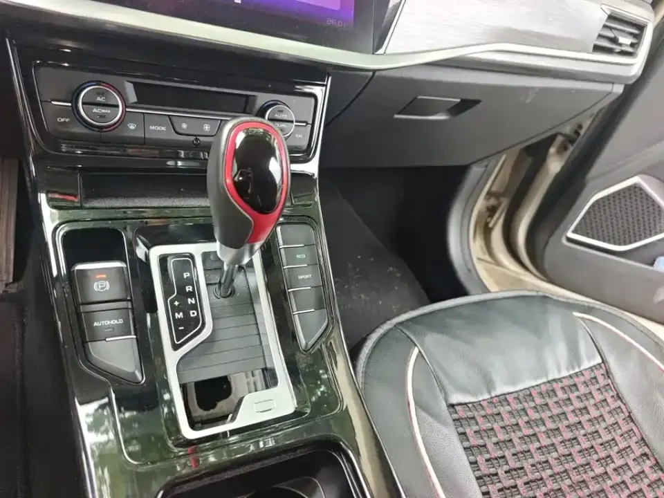 Geely Emgrand GS