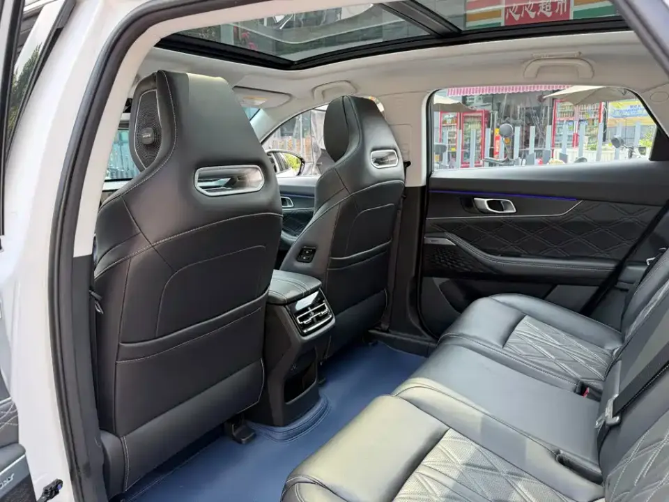 Changan UNI-K iDD