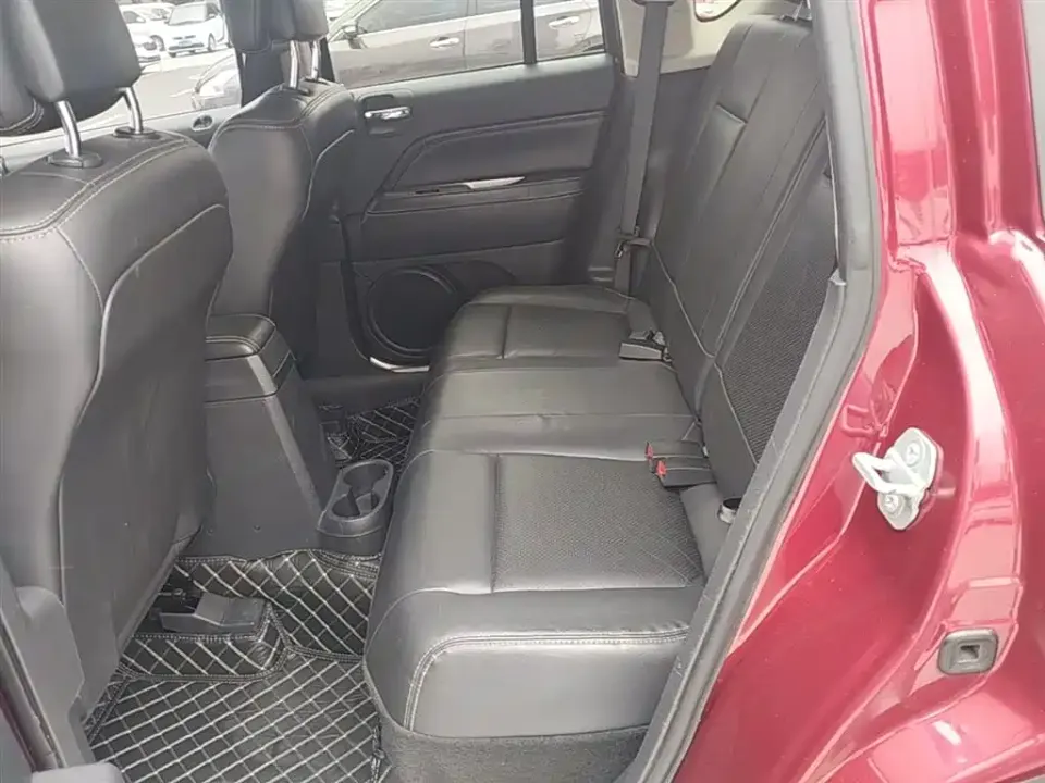 Jeep Compass (Import)