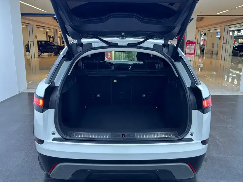 Land Rover Velar