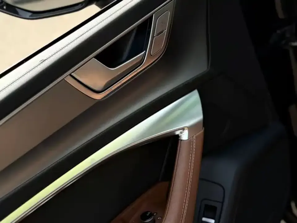 Audi A7L