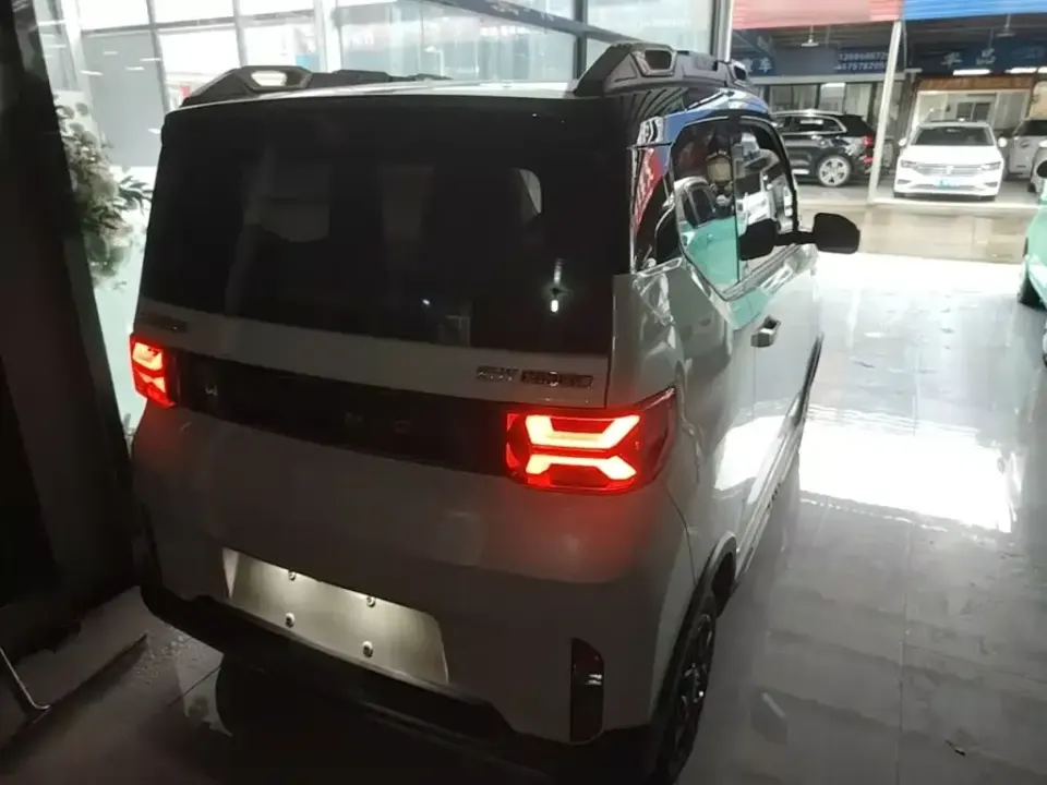 Wuling MINIEV