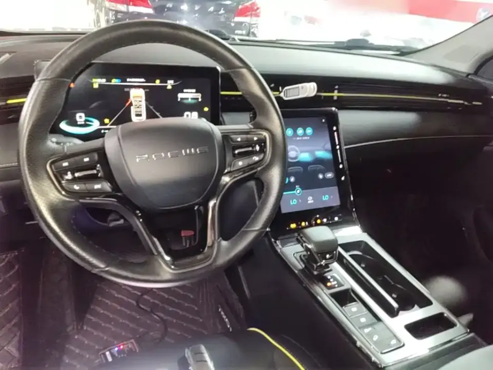 Roewe RX5