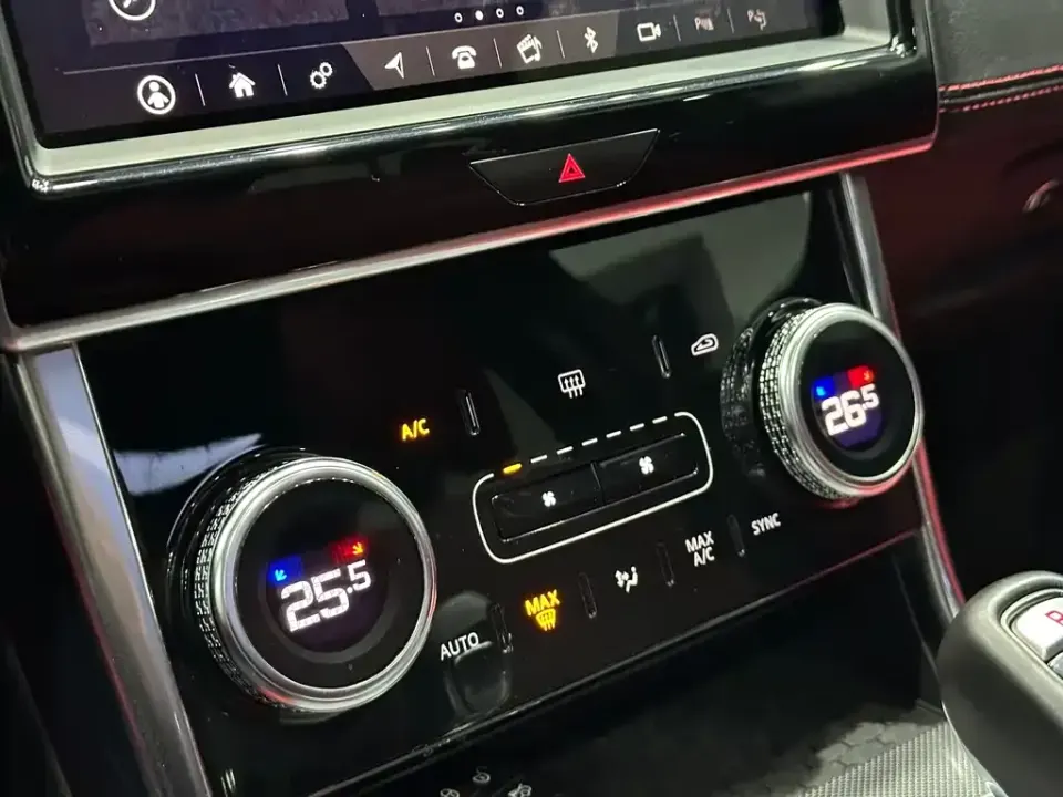 Jaguar XEL