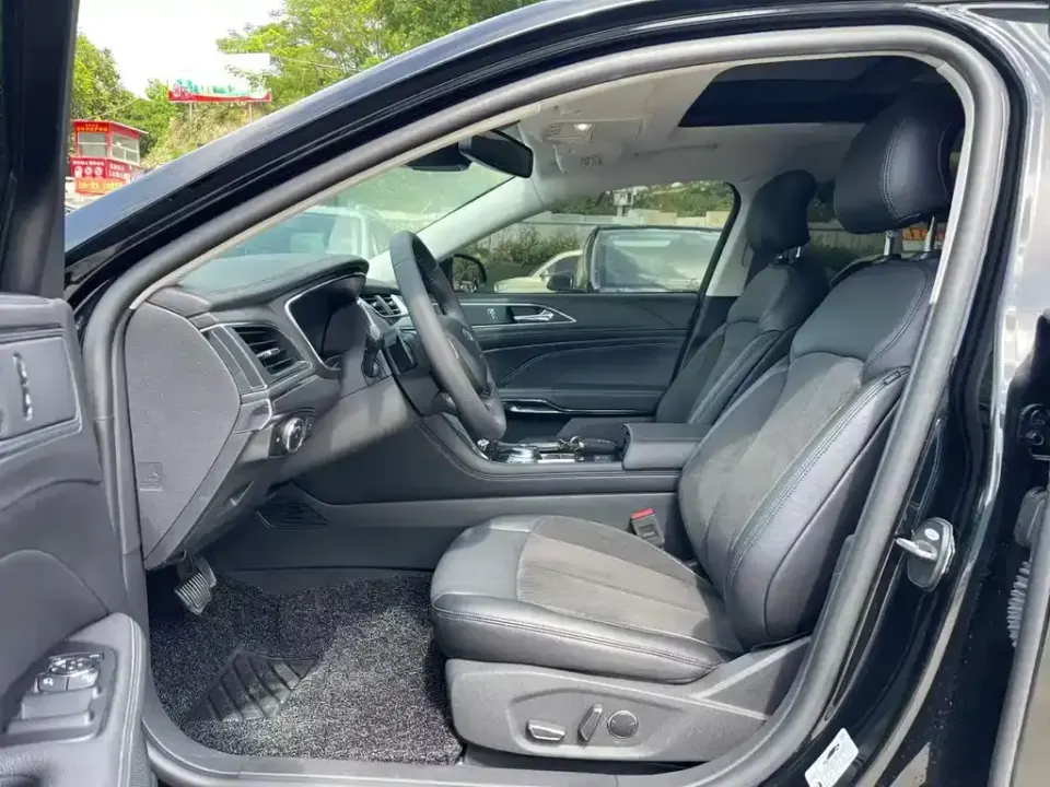 Ford Taurus