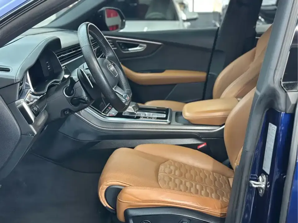 Audi RS Q8