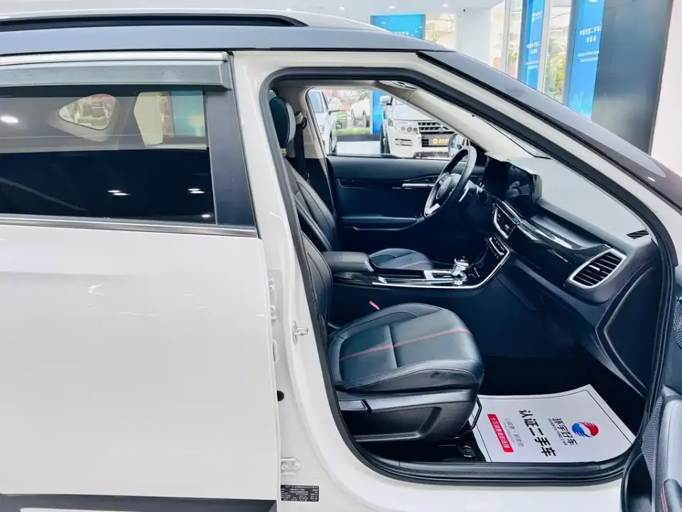 Kia KX3