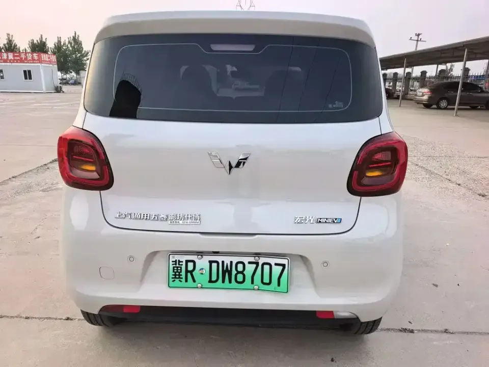 Wuling MINIEV