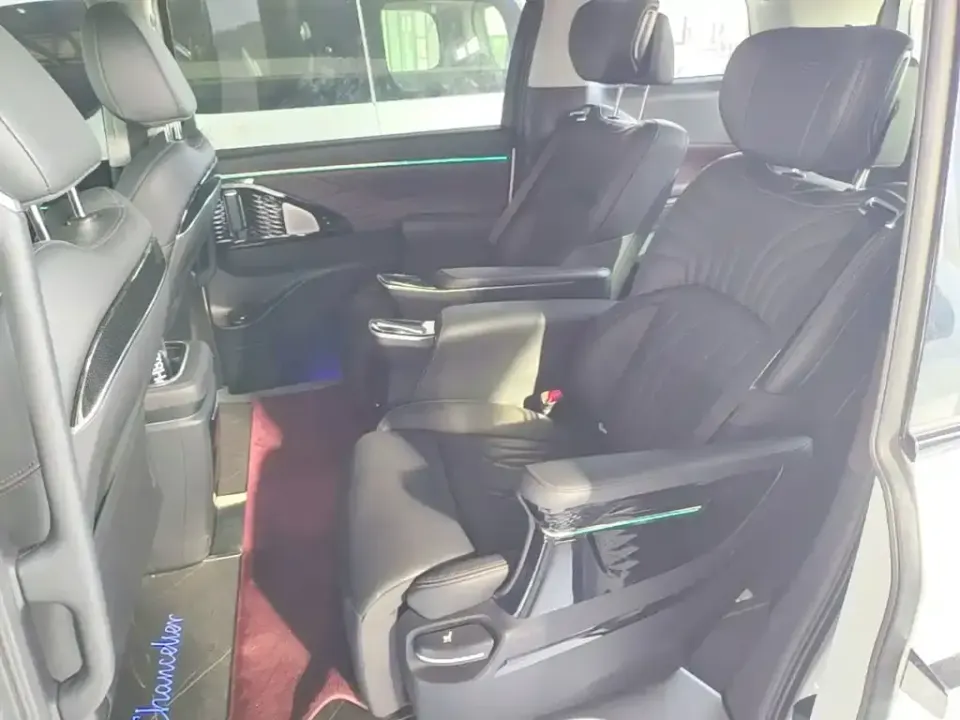 GAC Trumpchi M8