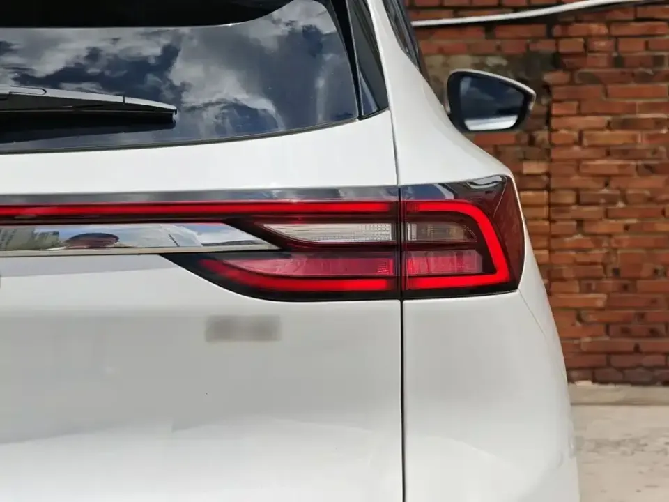 EXEED Lingyun