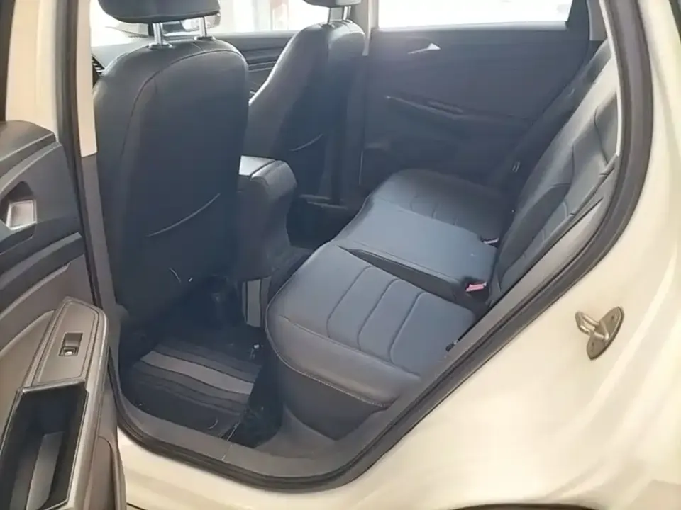Jetta VS5