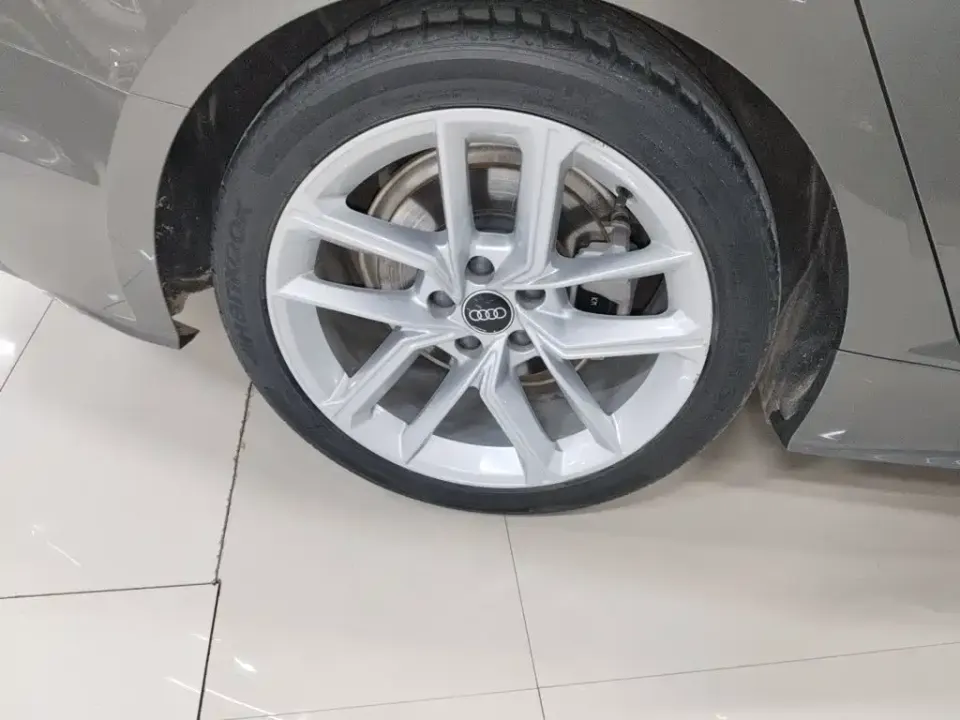 Audi A5 (Import)