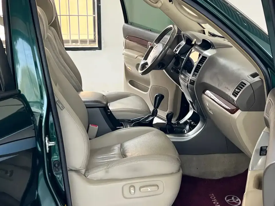 Toyota Prado (Import)