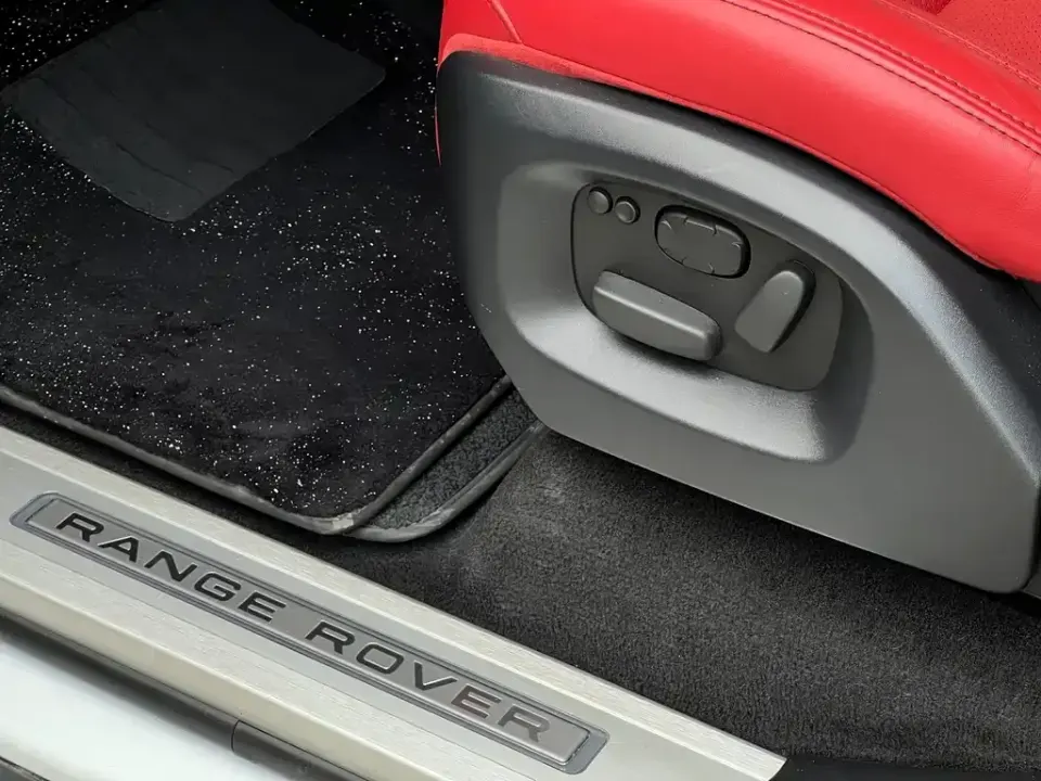 Land Rover Sport