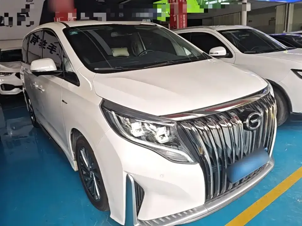 GAC Trumpchi M8