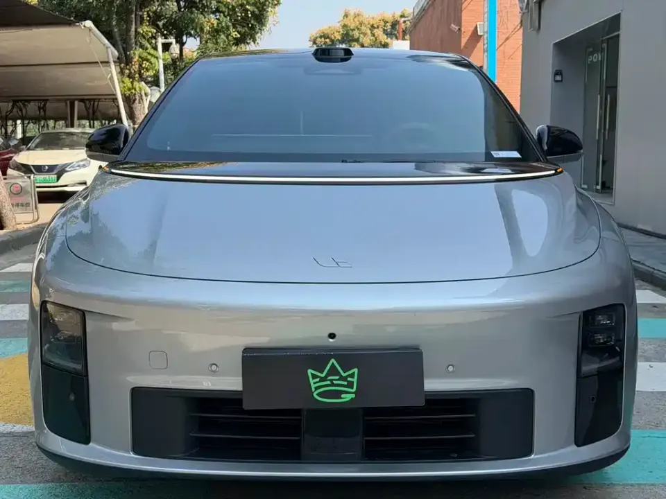 Li Li i6