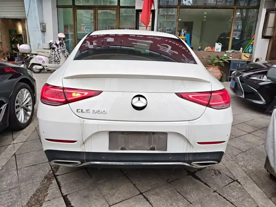 Mercedes-Benz CLS