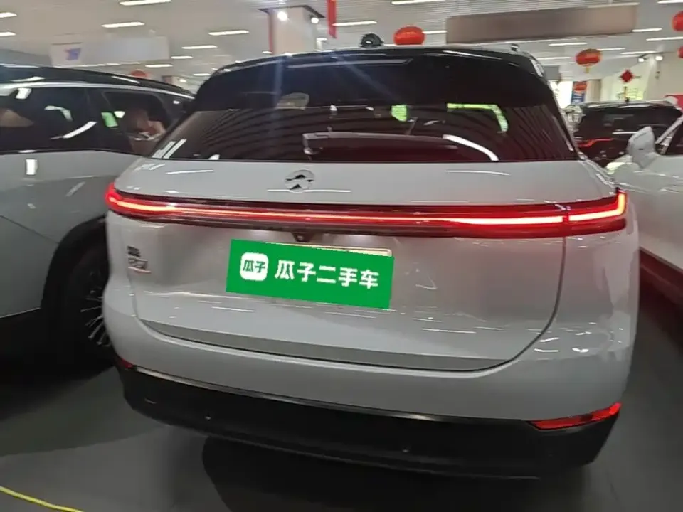 Nio ES7