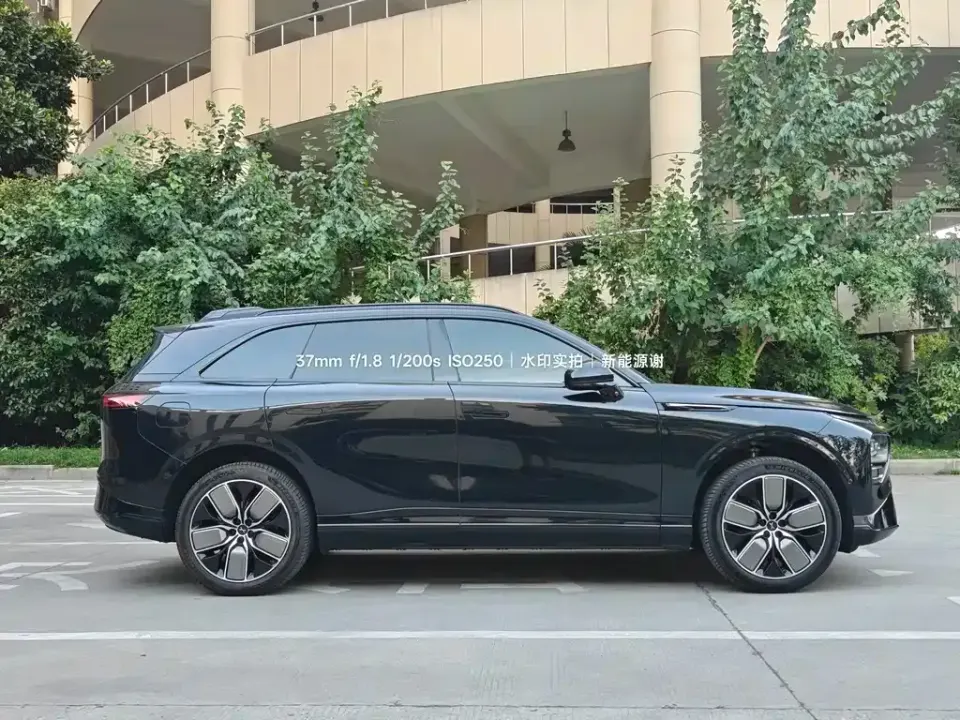 Xpeng G9