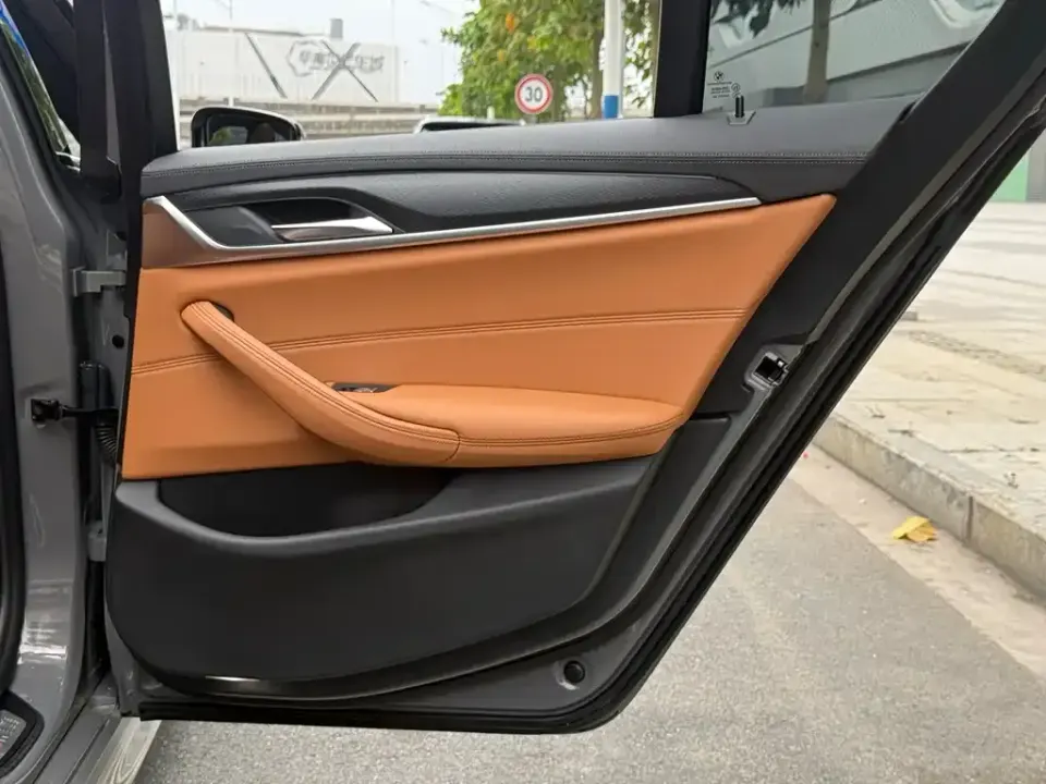BMW 5 Series (Import)
