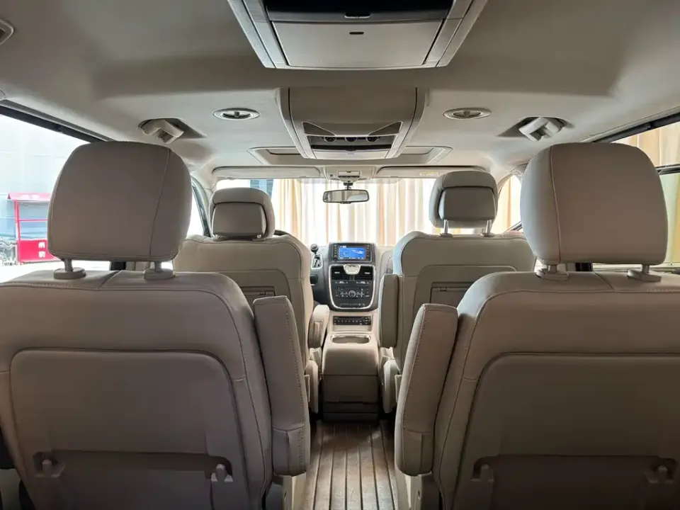 Chrysler Grand Voyager (Import)