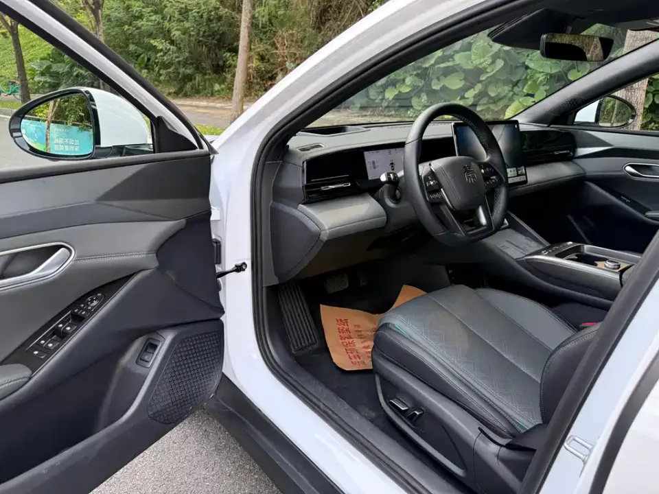 BYD Qin L