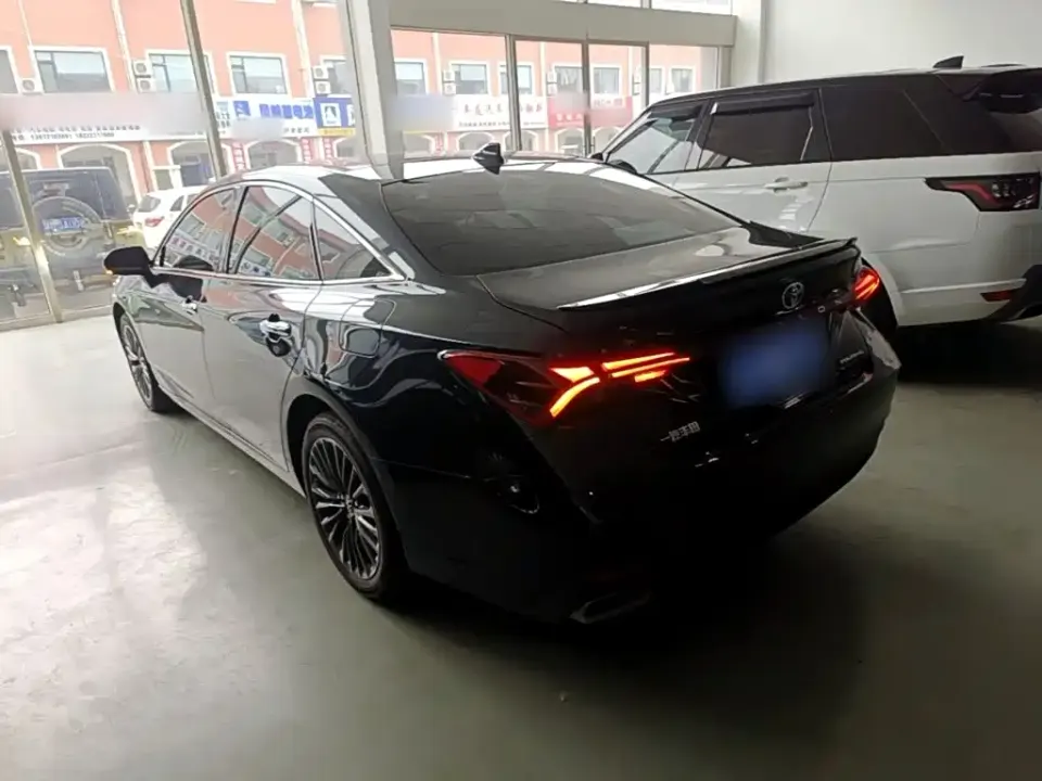 Toyota Avalon