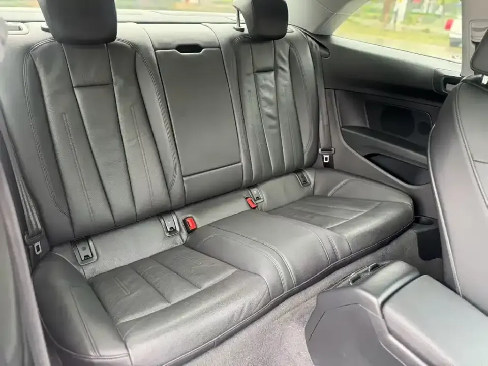 Audi A5 (Import)
