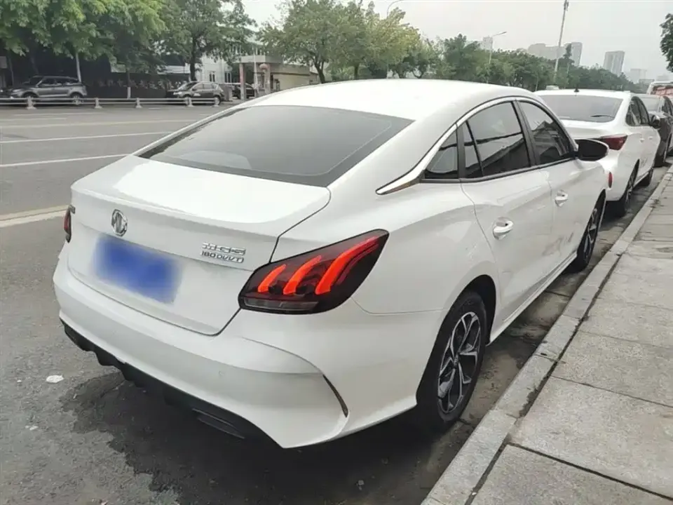 MG MG5