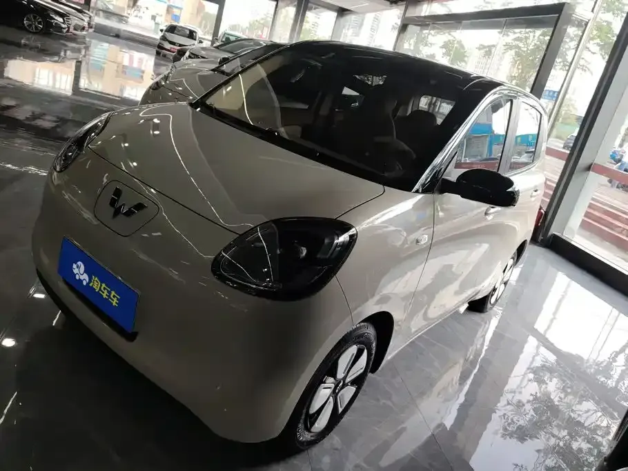 Wuling MINIEV