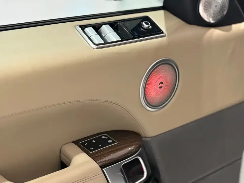 Land Rover Sport