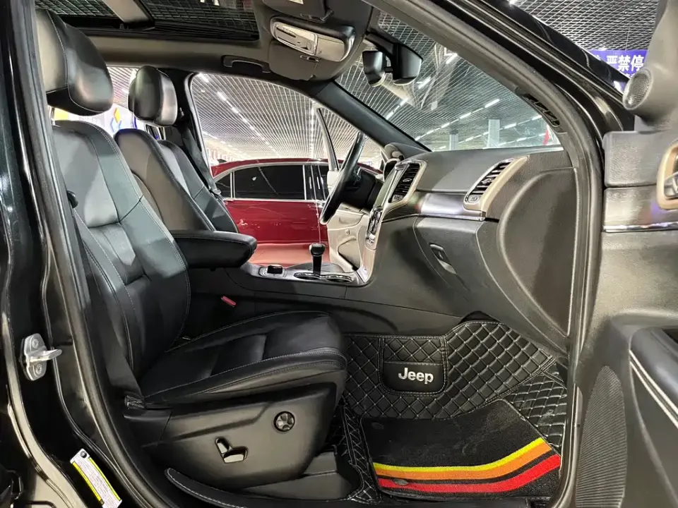 Jeep Grand Cherokee (Import)