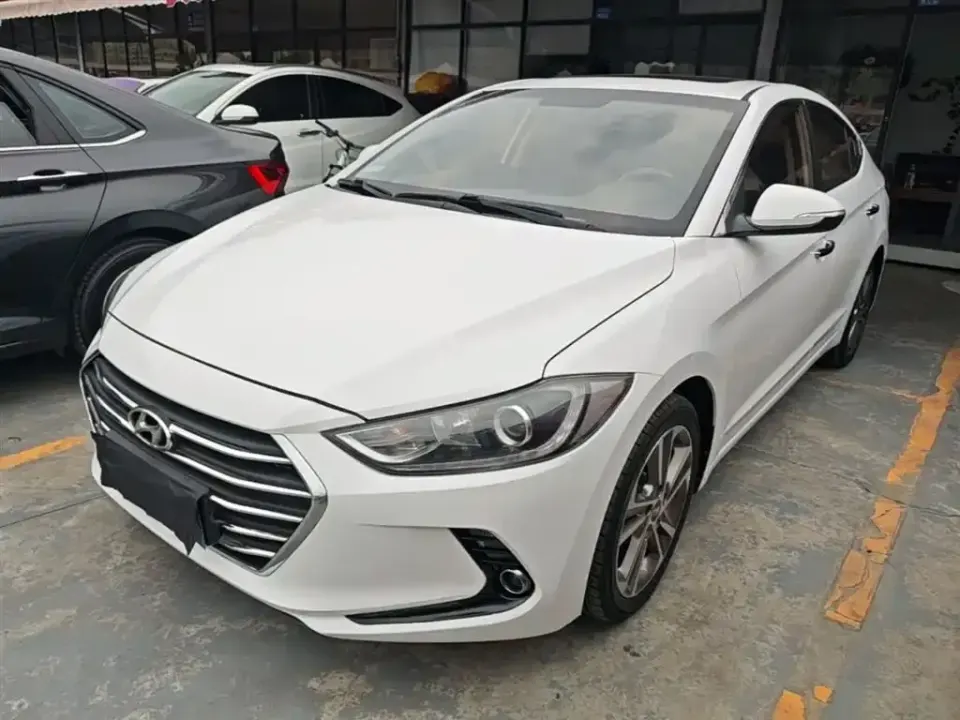 Hyundai Elantra