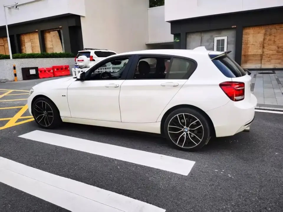 BMW 1 Series (Import)