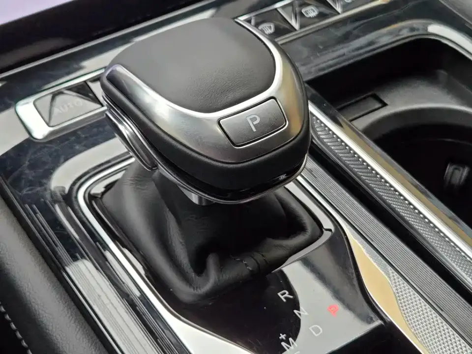 Hongqi Hongqi H5