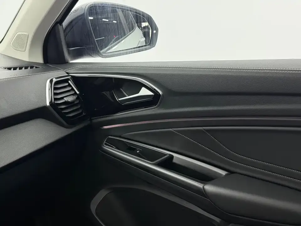 Jetta VS7