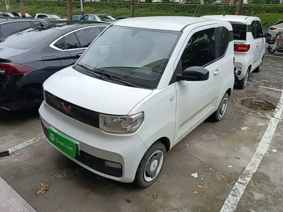 Wuling MINIEV