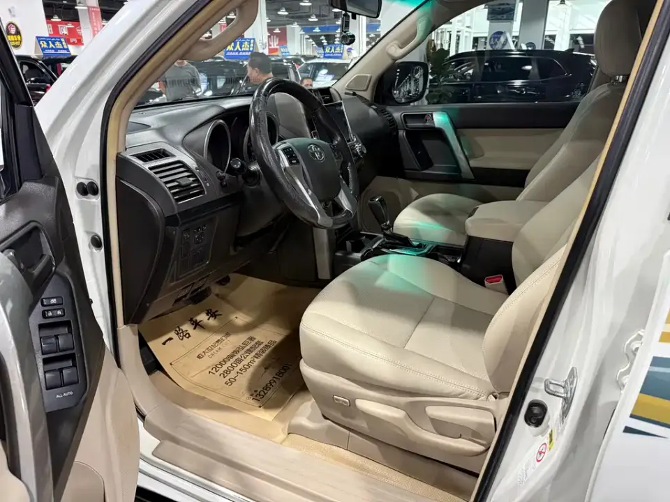 Toyota Prado (Import)