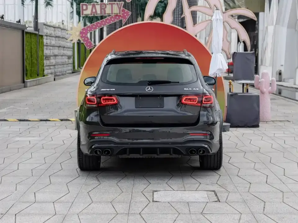 Mercedes-Benz GLC AMG