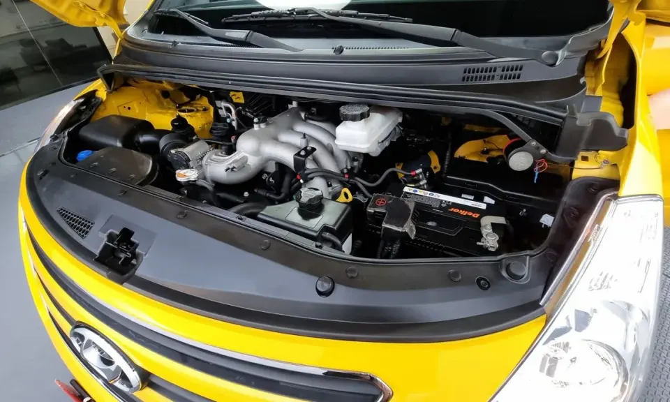 Hyundai Starex
