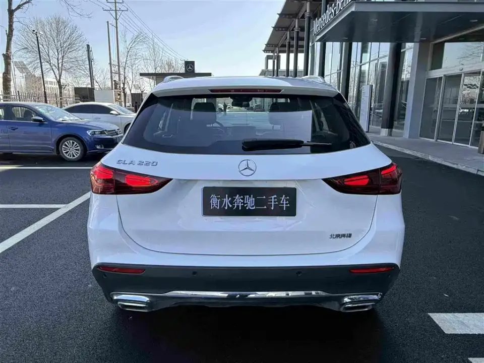 Mercedes-Benz GLA