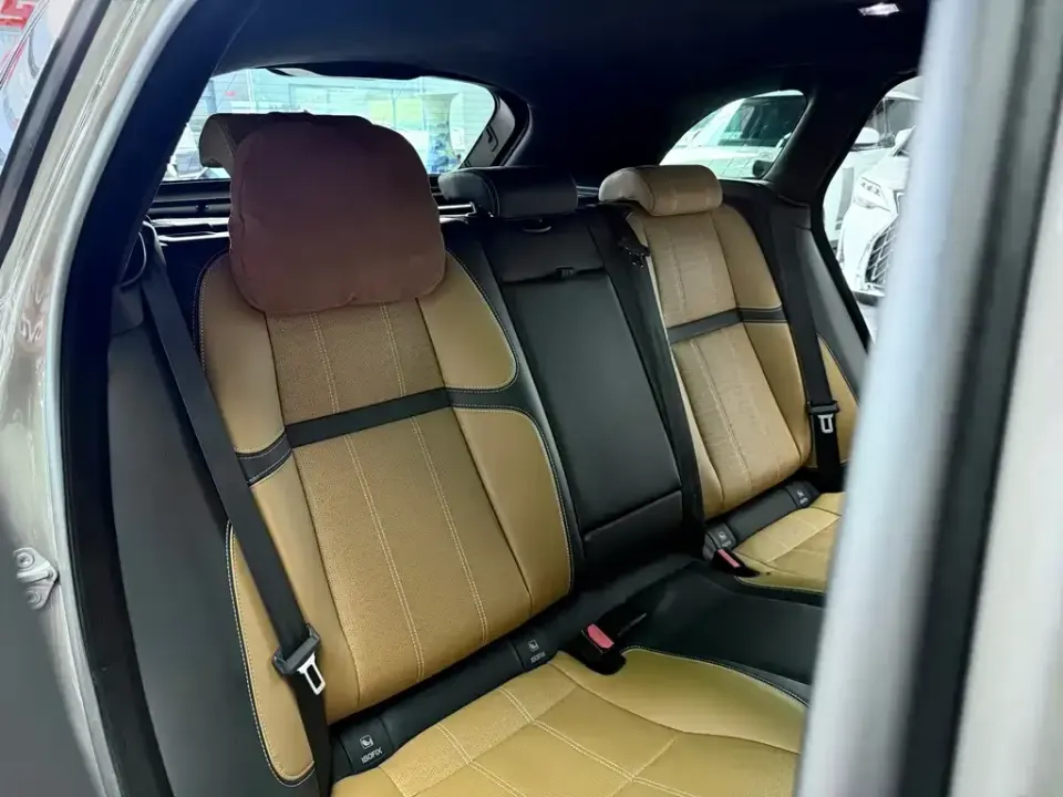 Land Rover Velar