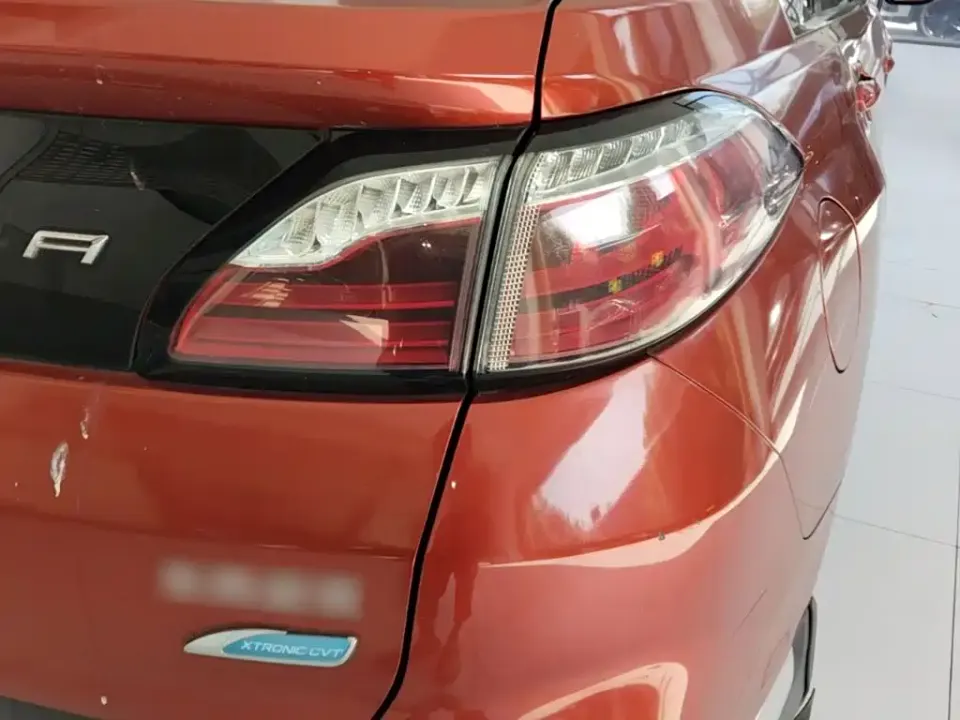 Venucia T90