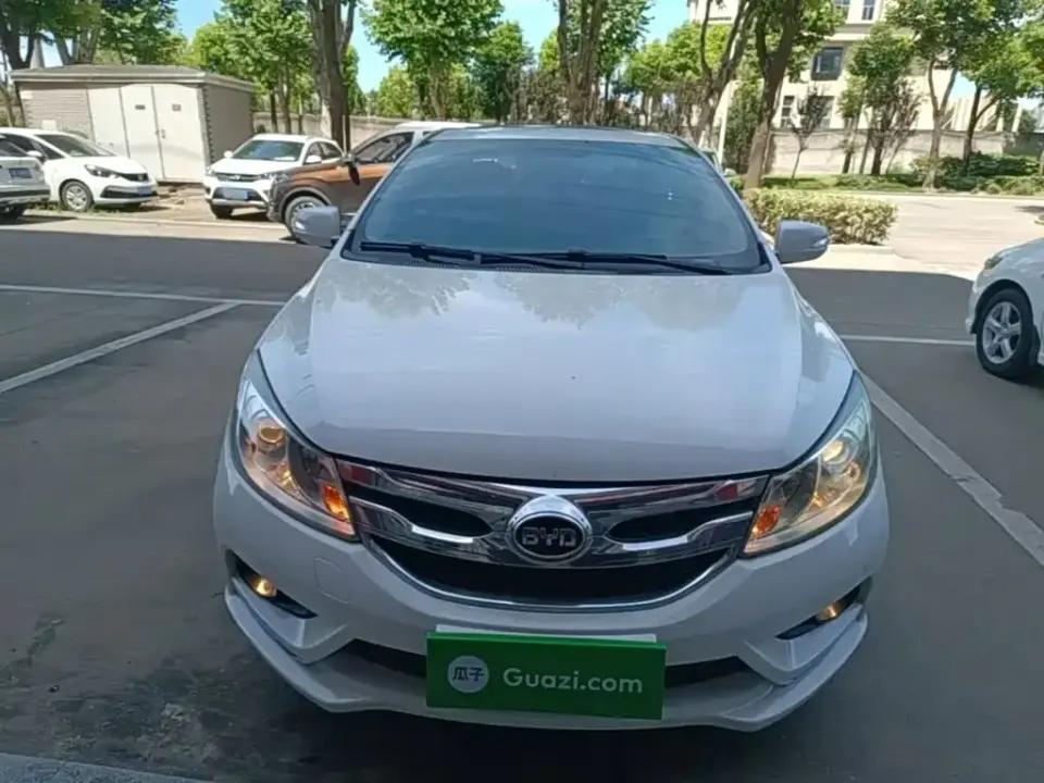 BYD Surui