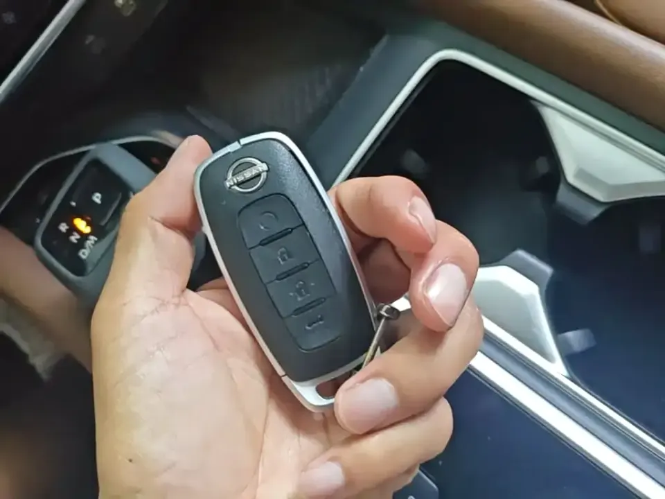 Nissan Teramont