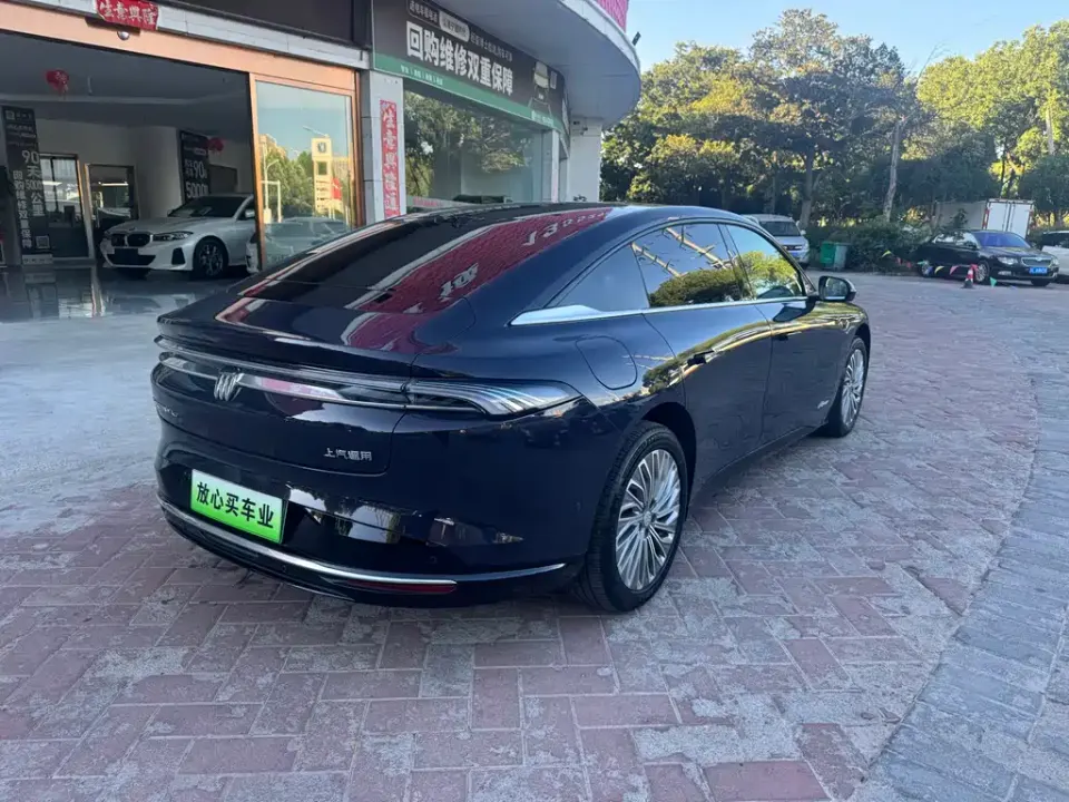 Buick Electra L7