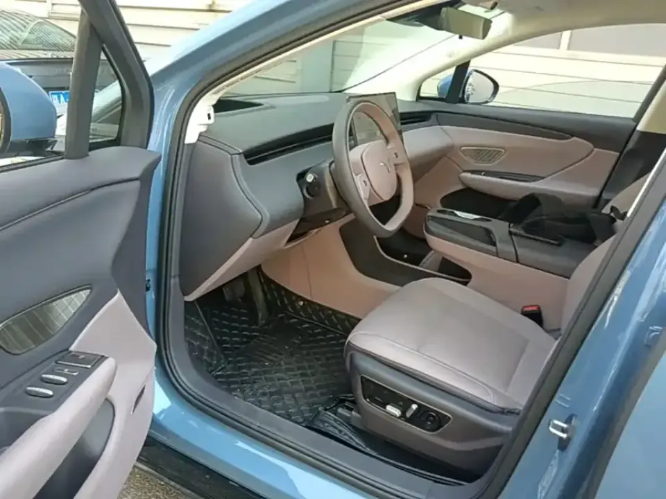 Hongqi Hongqi Tiangong 06