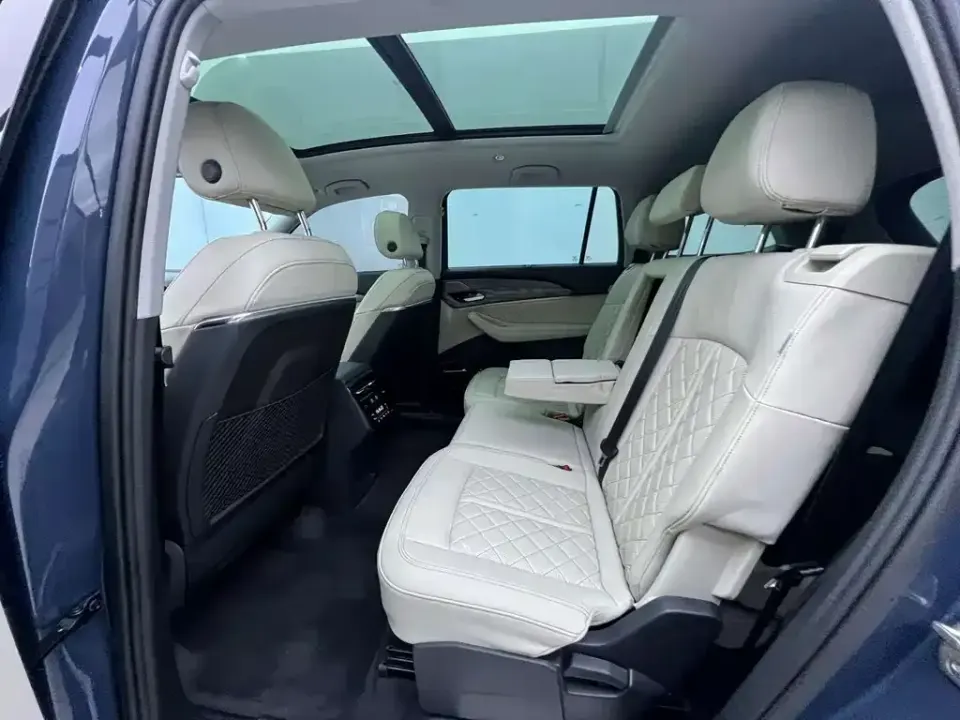 Audi Q6